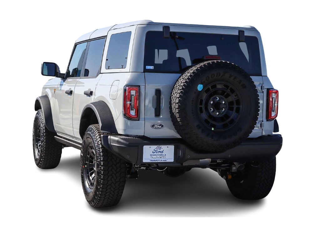Thumbnail: 2026 Ford Bronco - 3