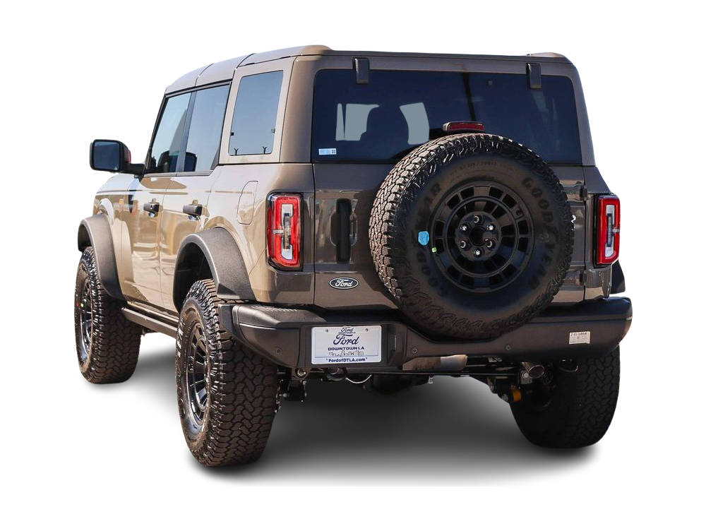 Thumbnail: 2026 Ford Bronco - 3