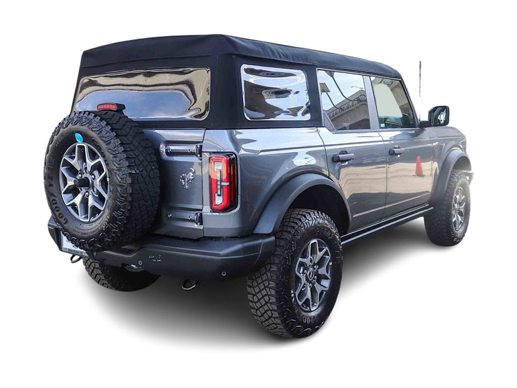 Thumbnail: 2025 Ford Bronco - 17