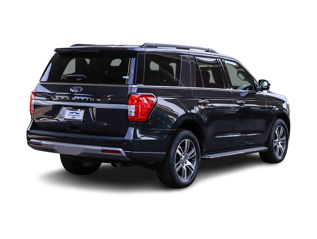 Thumbnail: 2022 Ford Expedition - 17