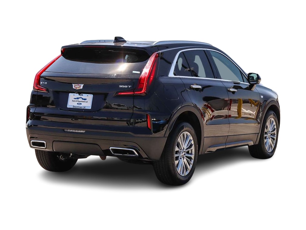 Thumbnail: 2025 Cadillac XT4 - 17