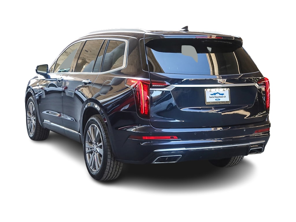 Thumbnail: 2022 Cadillac XT6 - 3