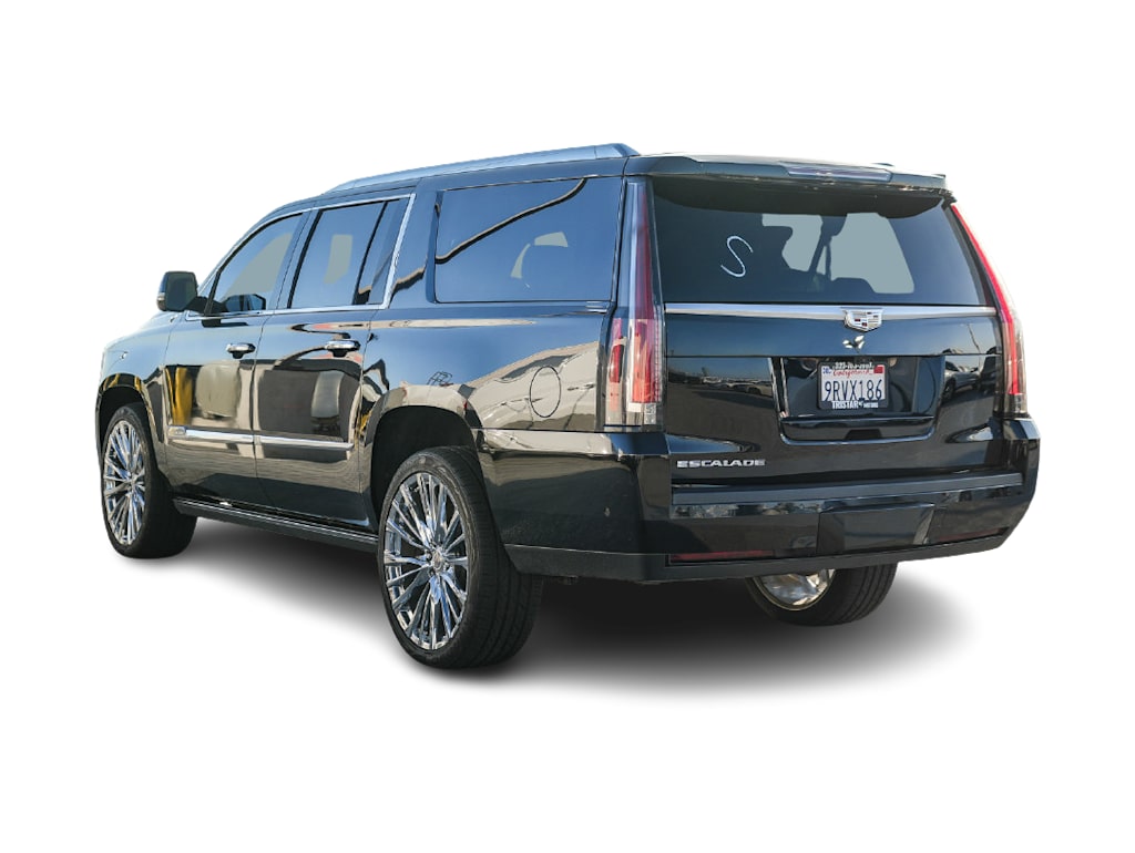 Thumbnail: 2019 Cadillac Escalade - 3