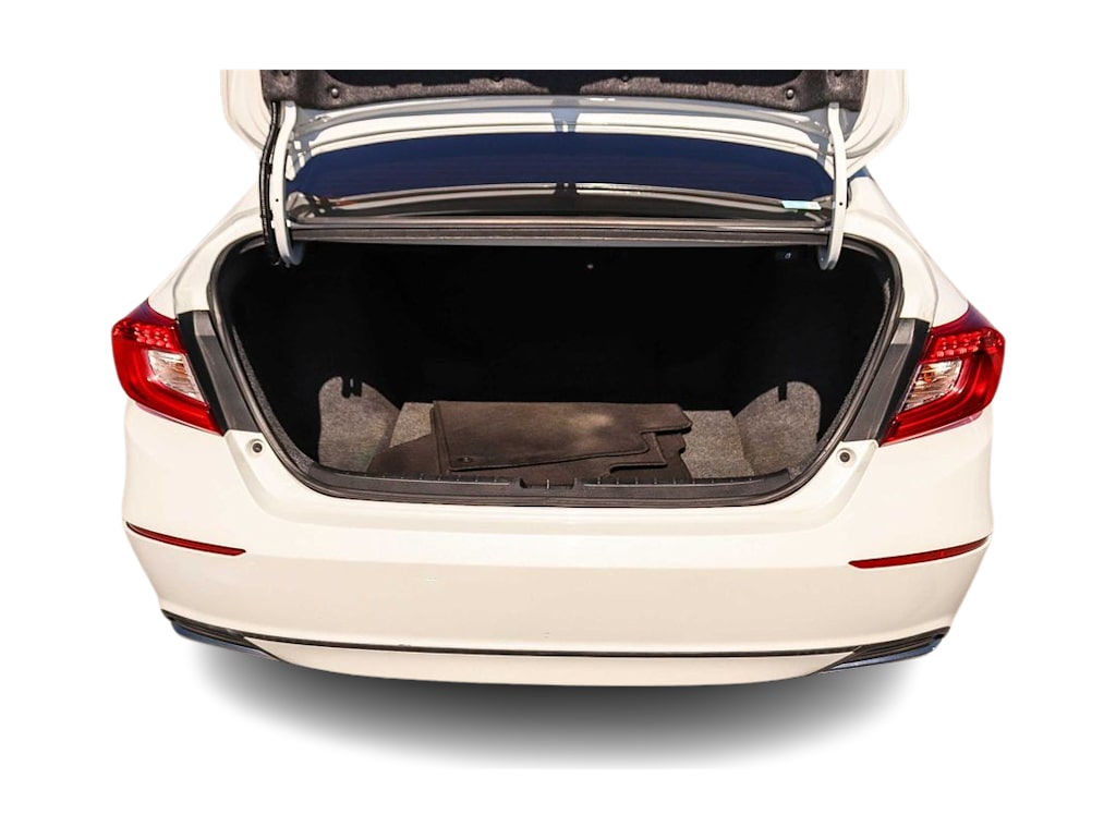 Thumbnail: 2018 Honda Accord - 16