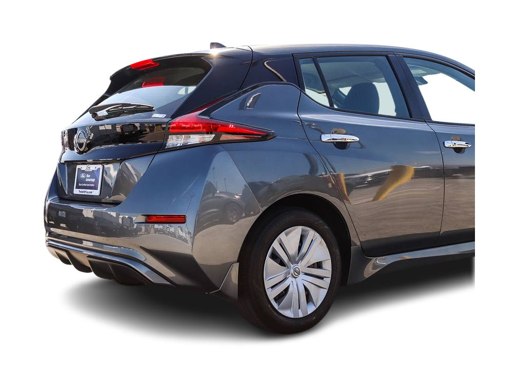 Thumbnail: 2025 Nissan Leaf - 19