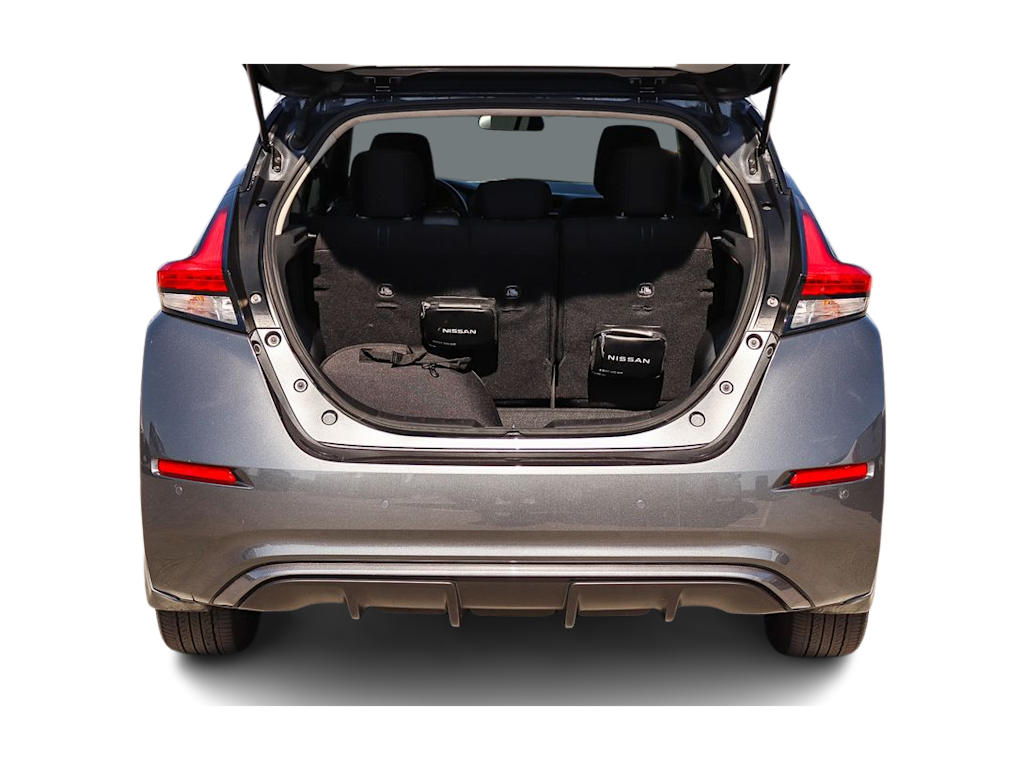 Thumbnail: 2025 Nissan Leaf - 15
