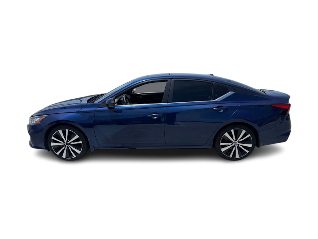 Thumbnail: 2020 Nissan Altima - 3