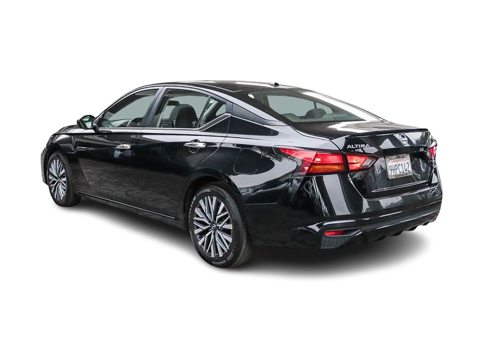 Thumbnail: 2024 Nissan Altima - 3