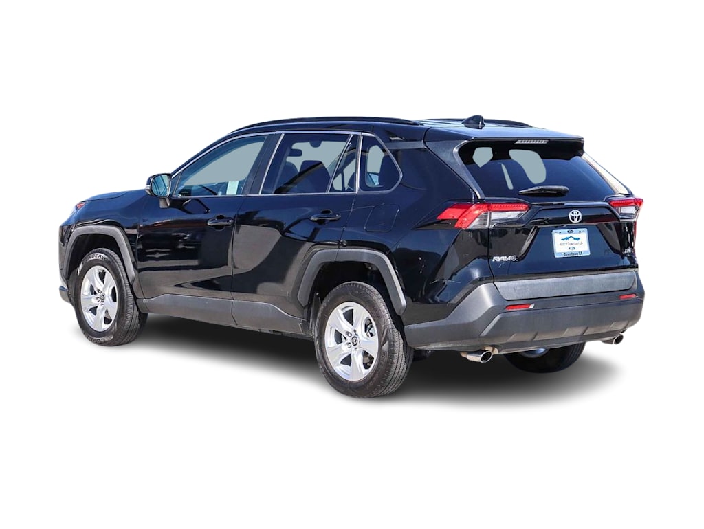 Thumbnail: 2021 Toyota RAV4 - 4