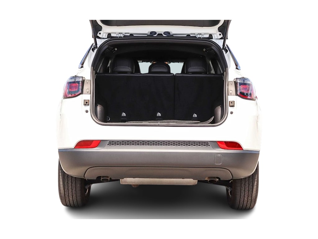 Thumbnail: 2023 Jeep Compass - 16