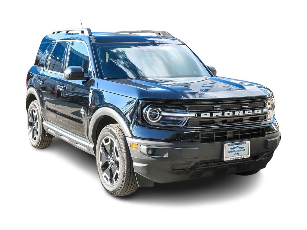 Thumbnail: 2023 Ford Bronco Sport - 18
