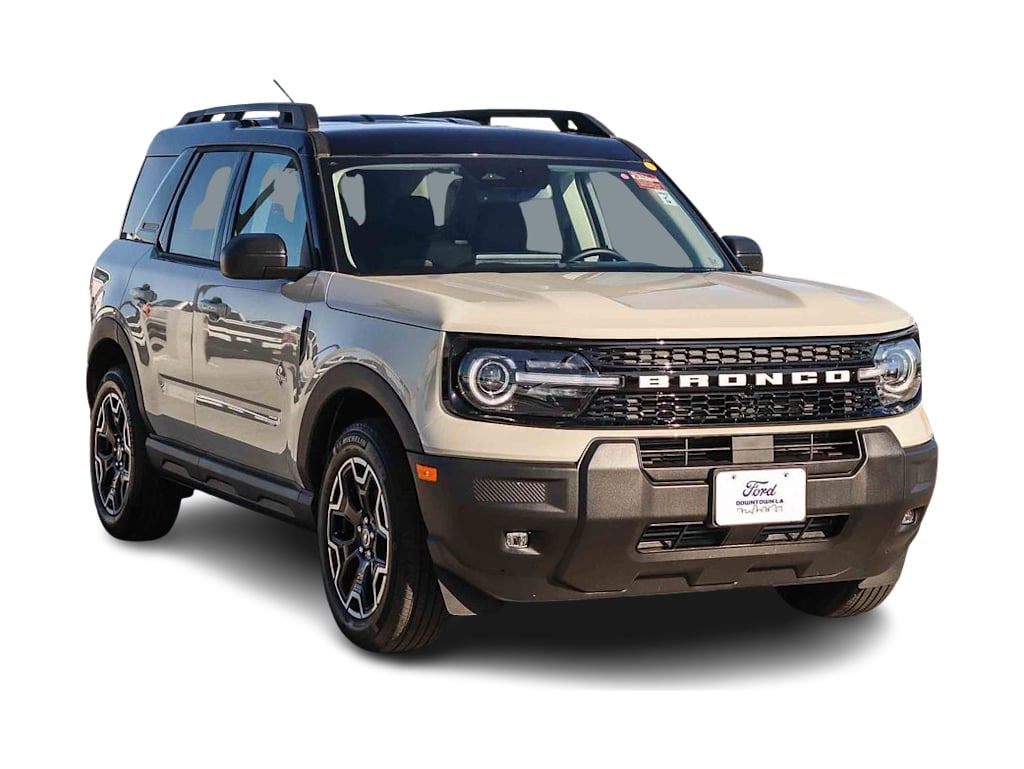 Thumbnail: 2025 Ford Bronco Sport - 17