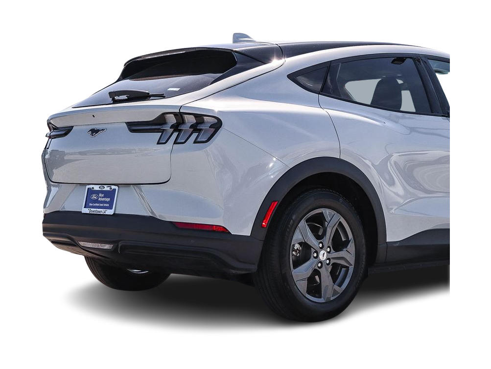 Thumbnail: 2022 Ford Mustang Mach-E - 17