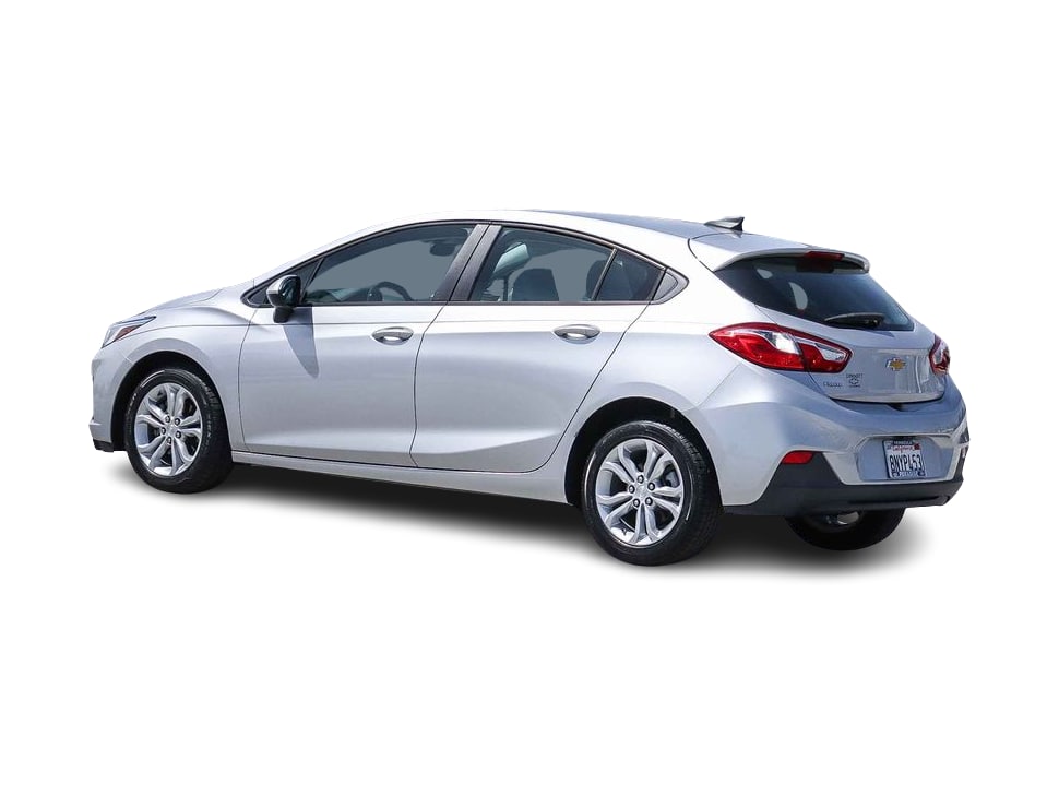 Thumbnail: 2019 Chevrolet Cruze - 3