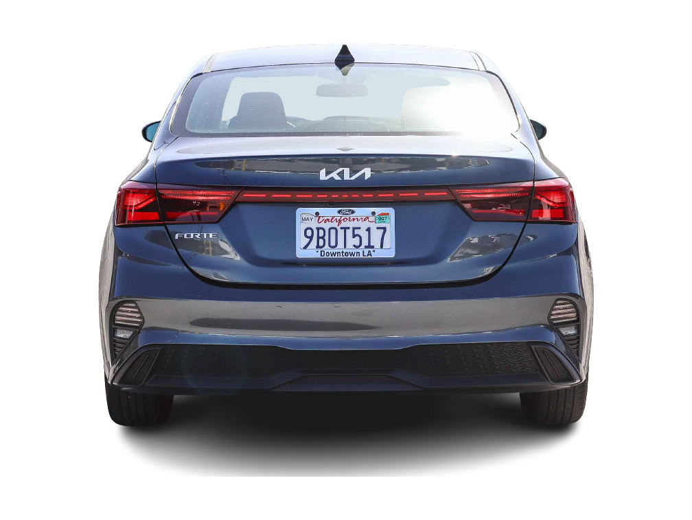 Thumbnail: 2022 Kia Forte - 3