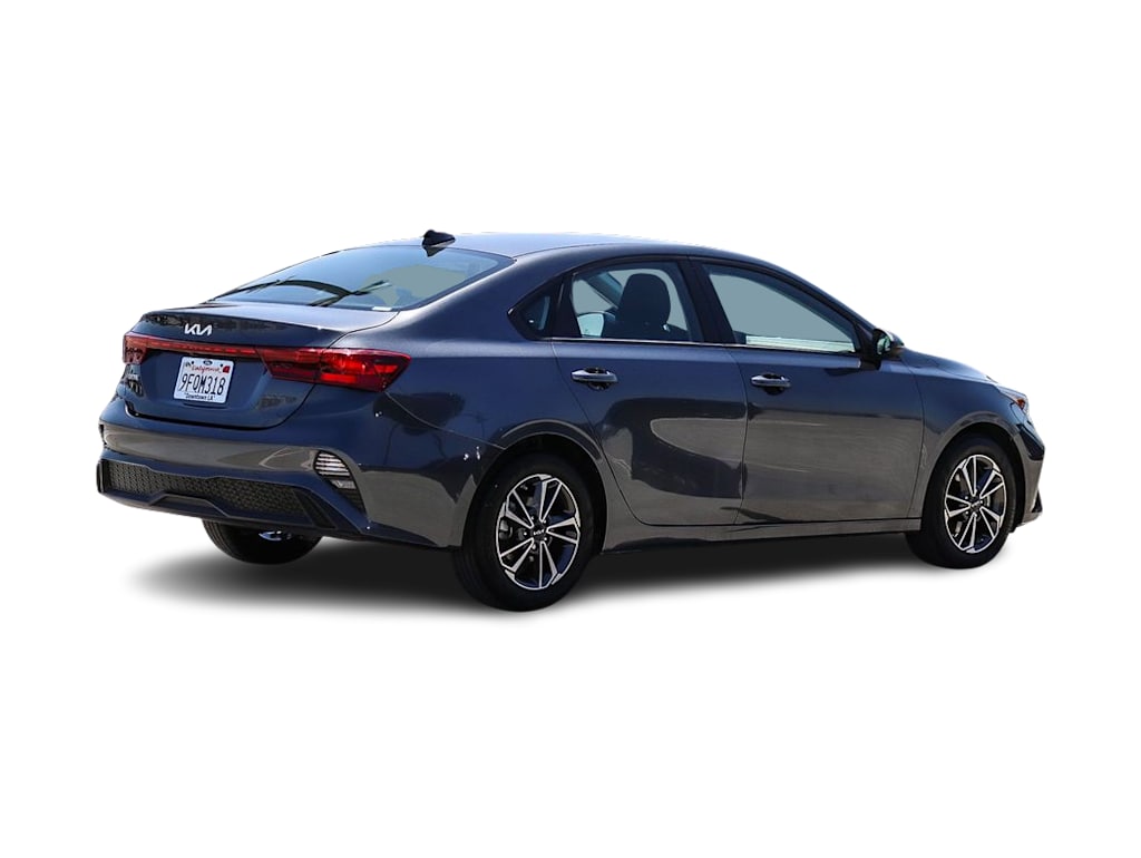 Thumbnail: 2023 Kia Forte - 19