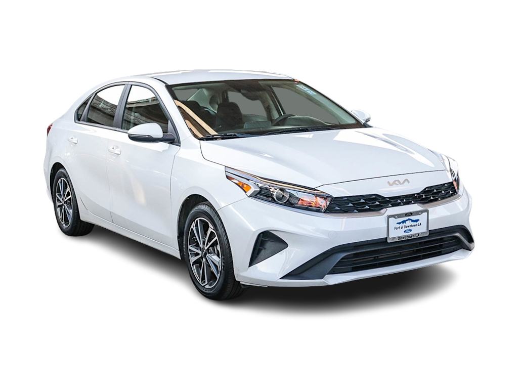 Thumbnail: 2023 Kia Forte - 19