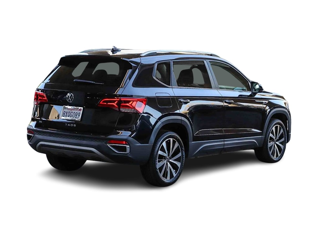 Thumbnail: 2022 Volkswagen Taos - 21