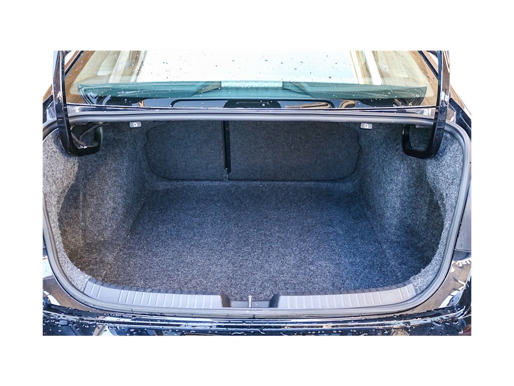 Thumbnail: 2024 Volkswagen Jetta - 17