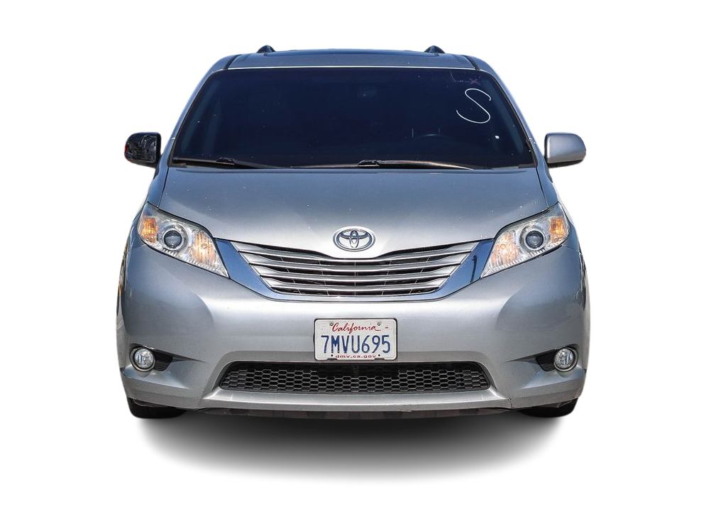 Thumbnail: 2015 Toyota Sienna - 5