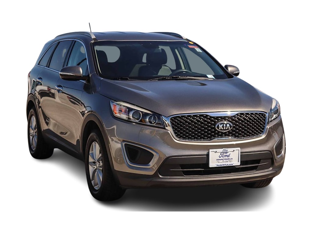 Thumbnail: 2016 Kia Sorento - 17