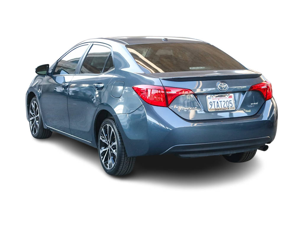 Thumbnail: 2018 Toyota Corolla - 3