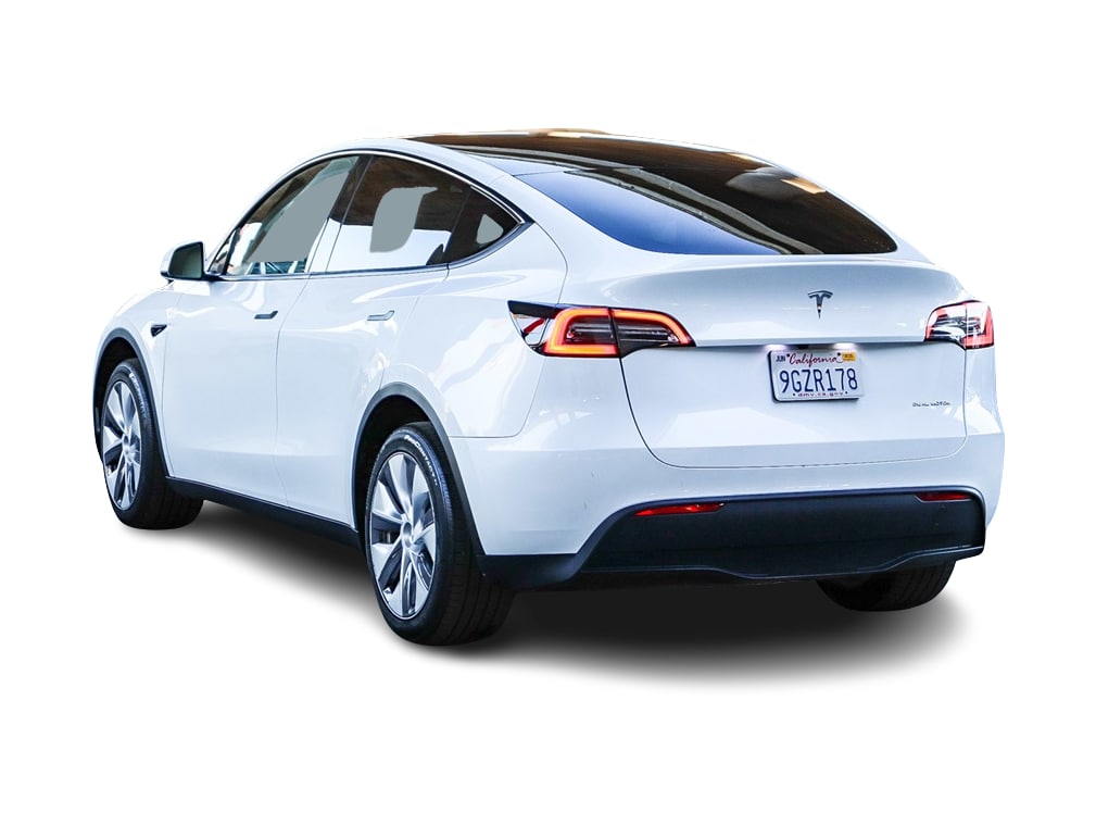 Thumbnail: 2023 Tesla Model Y - 3