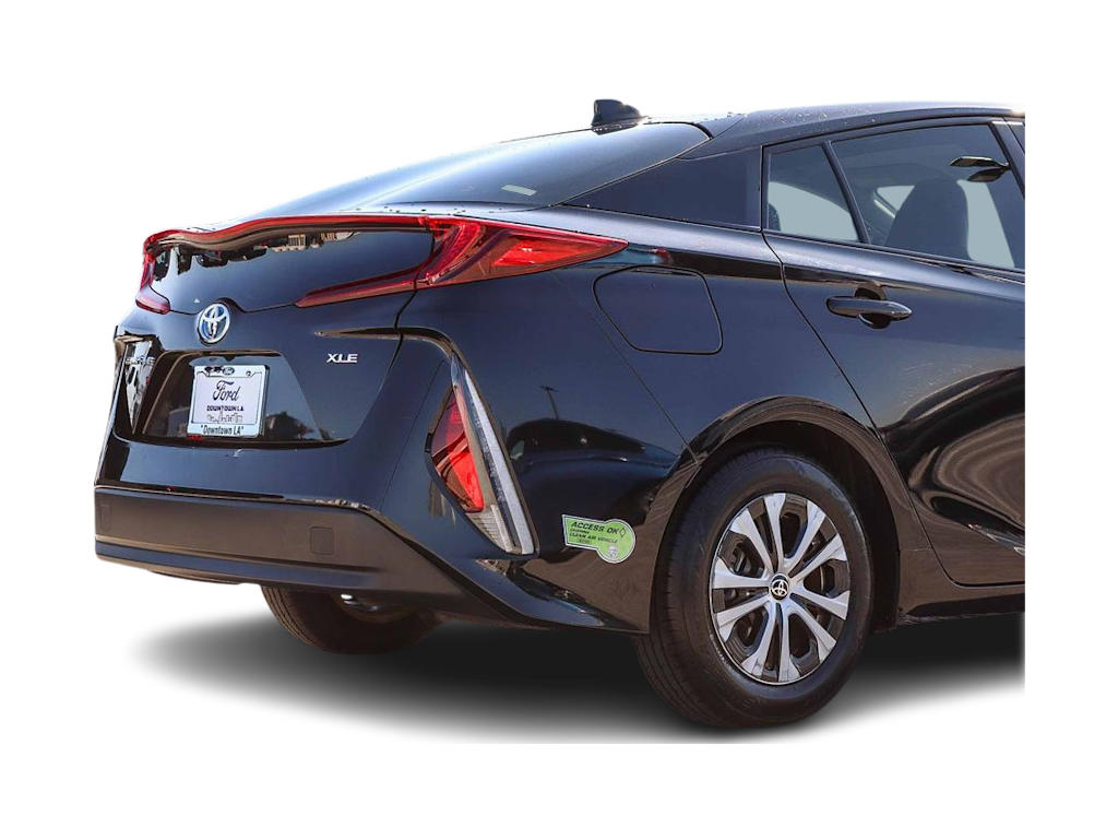 Thumbnail: 2022 Toyota Prius Prime - 18