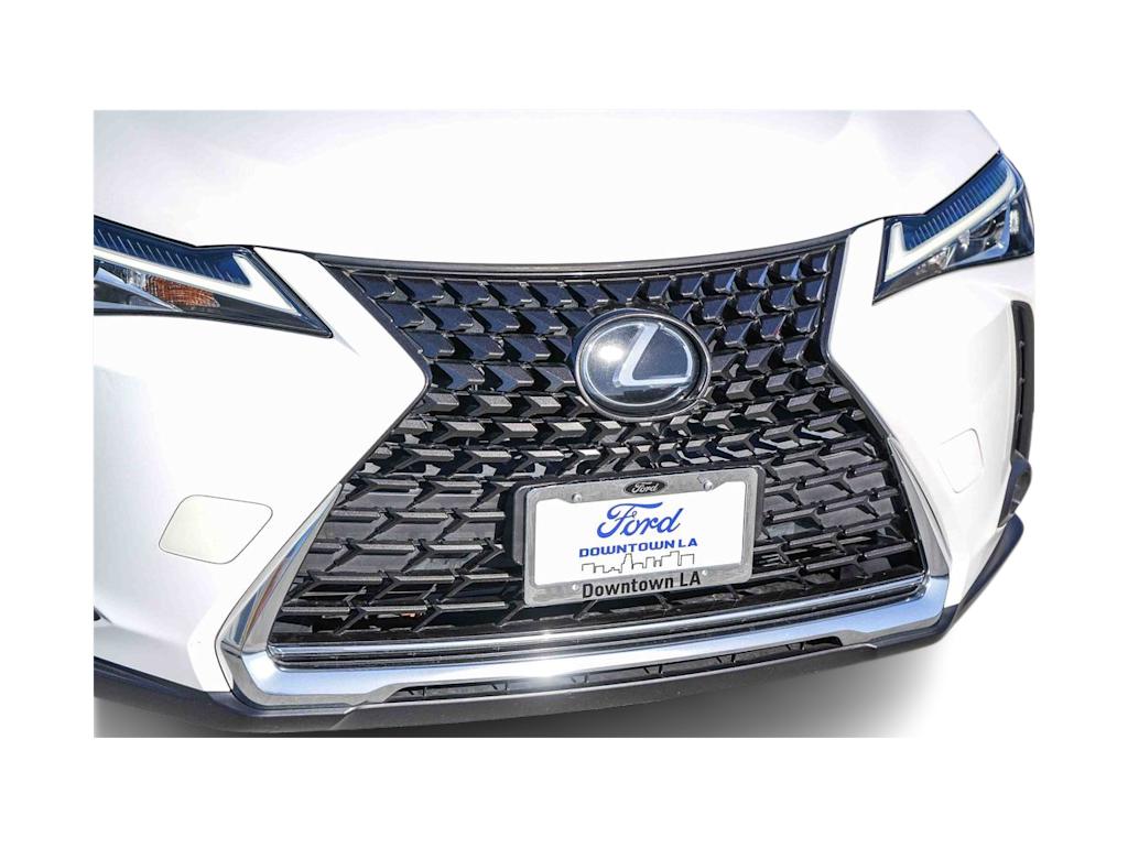 Thumbnail: 2020 Lexus UX - 19