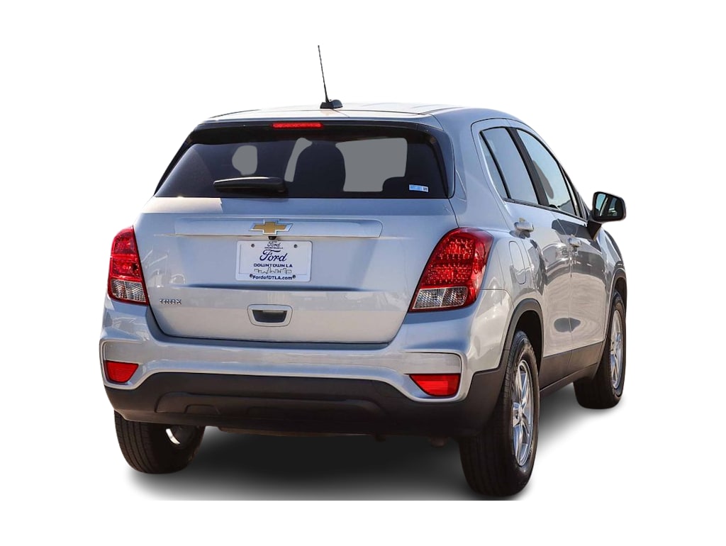 Thumbnail: 2022 Chevrolet Trax - 18