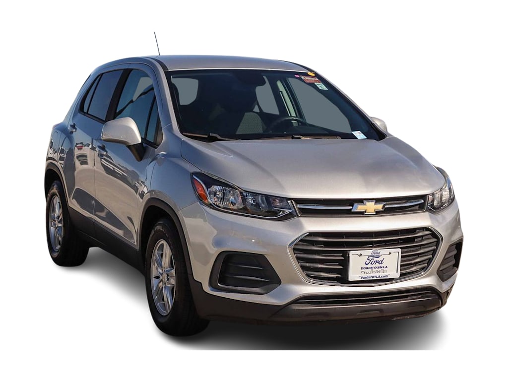 Thumbnail: 2022 Chevrolet Trax - 17