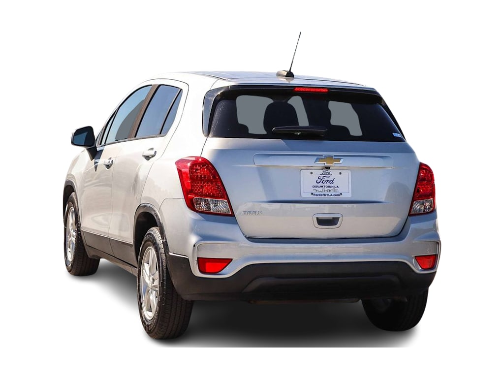 Thumbnail: 2022 Chevrolet Trax - 3