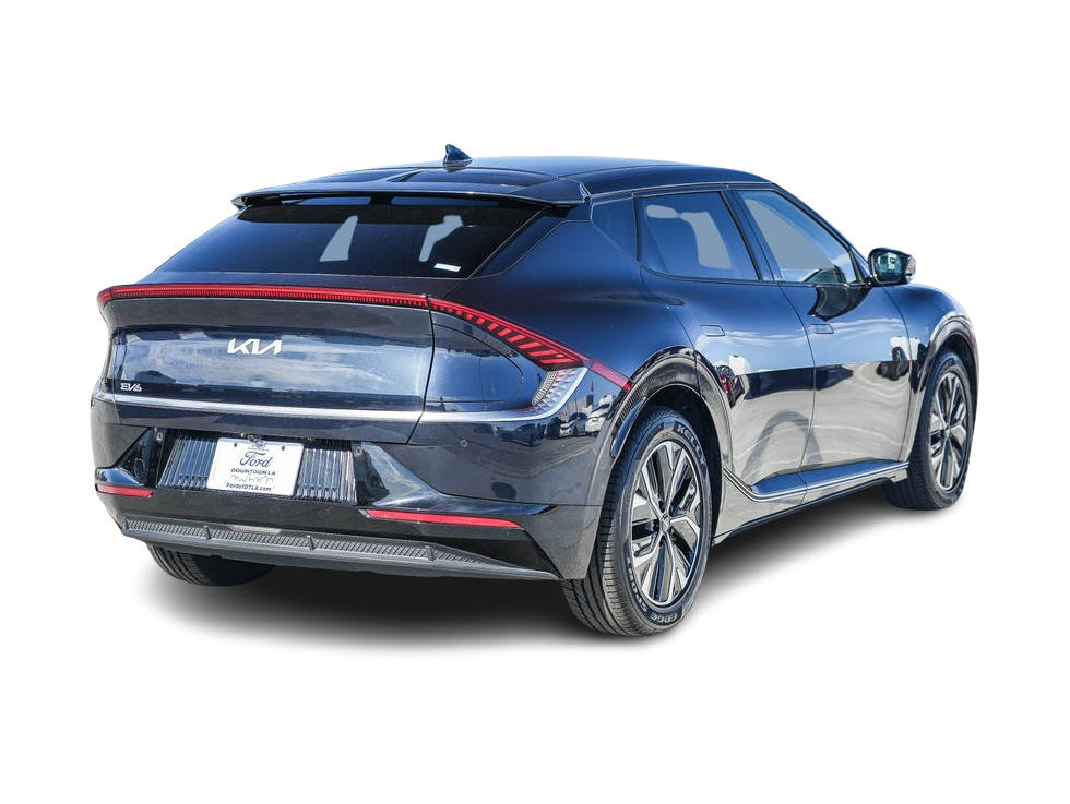 Thumbnail: 2022 Kia EV6 - 18