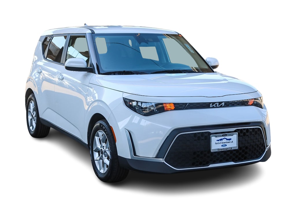 Thumbnail: 2023 Kia Soul - 18