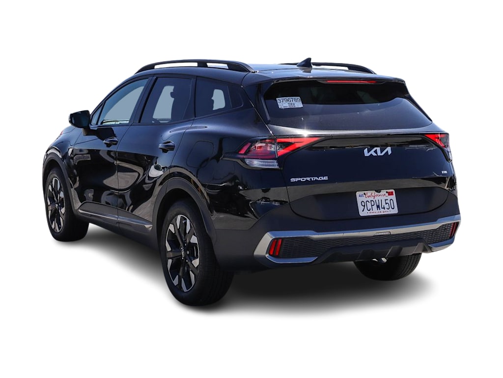 Thumbnail: 2023 Kia Sportage - 3