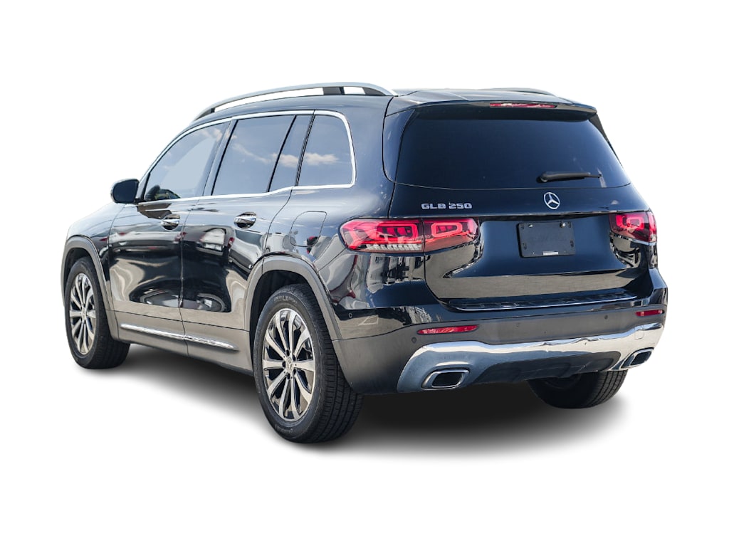 Thumbnail: 2022 Mercedes-Benz GLB - 3