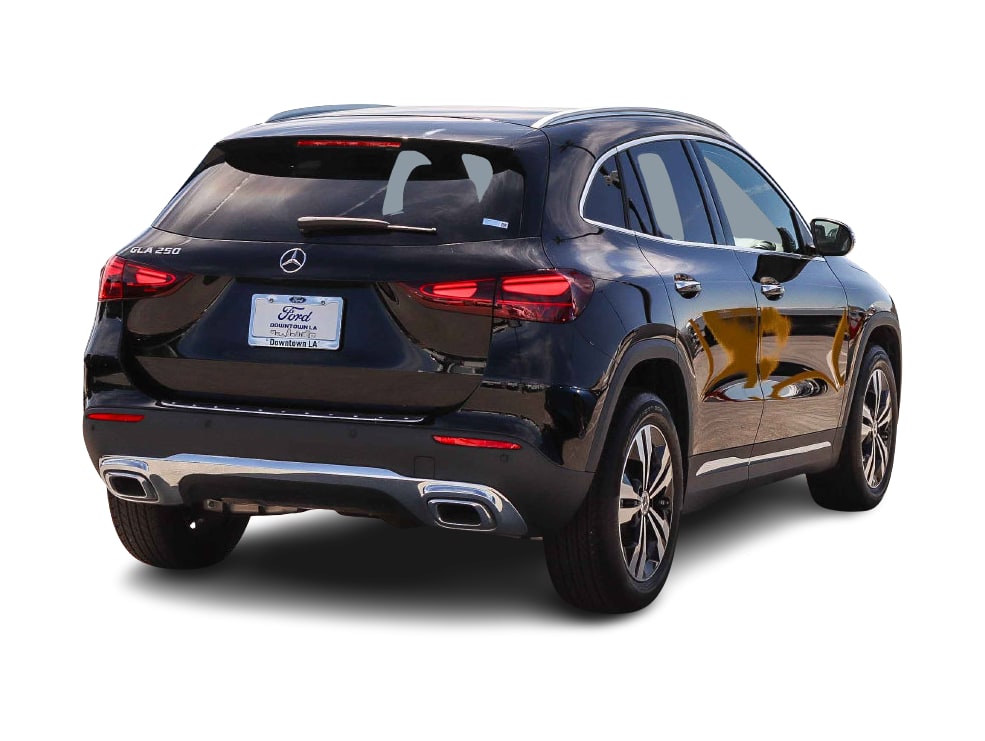 Thumbnail: 2025 Mercedes-Benz GLA - 17