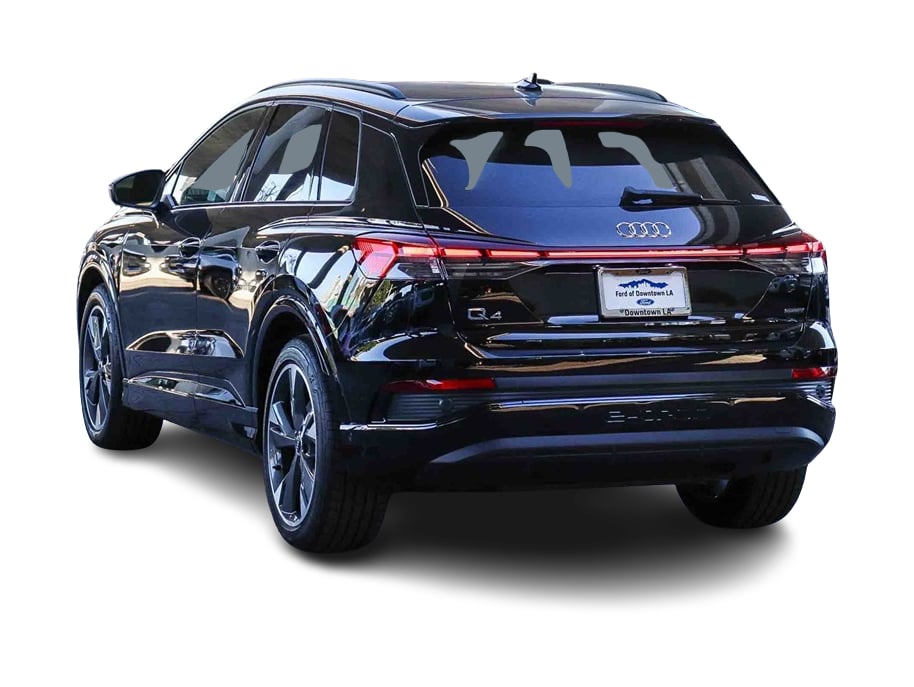 Thumbnail: 2024 Audi Q4 e-tron - 17