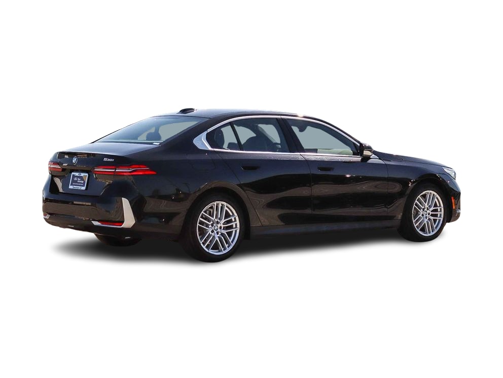 Thumbnail: 2025 BMW 5 Series - 17