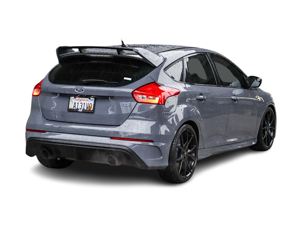 Thumbnail: 2017 Ford Focus - 18