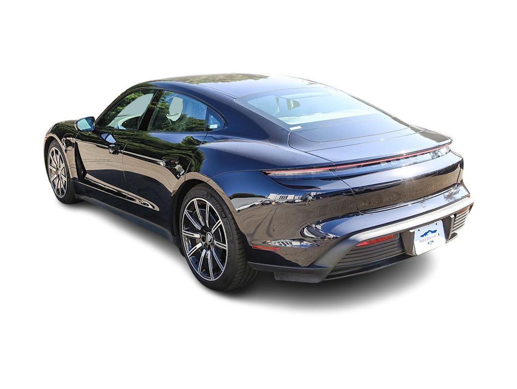 Thumbnail: 2022 Porsche Taycan - 3