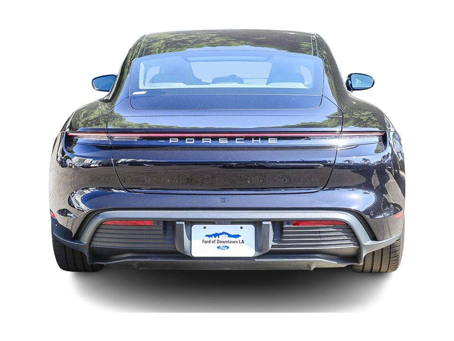 Thumbnail: 2022 Porsche Taycan - 15