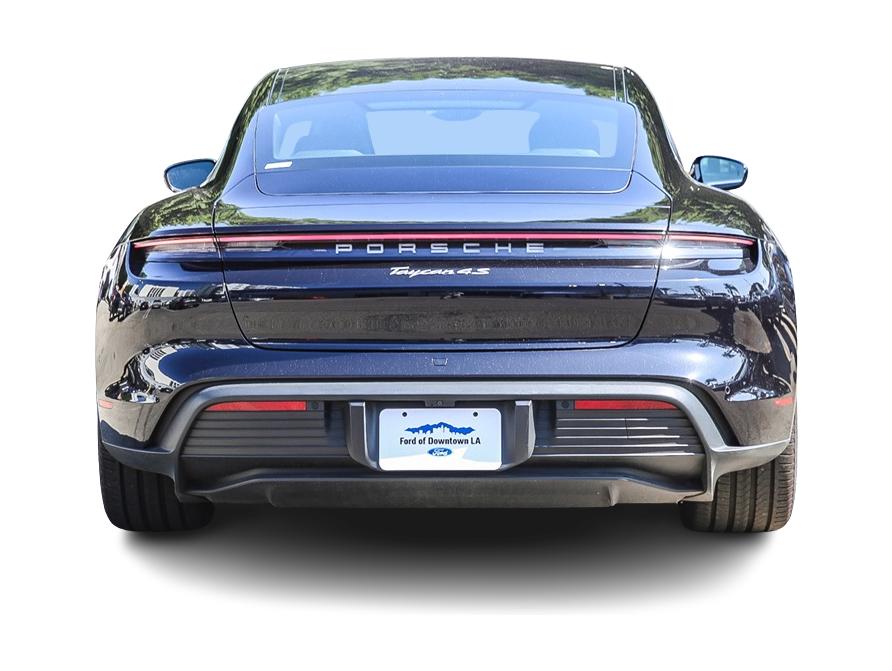 Thumbnail: 2022 Porsche Taycan - 16