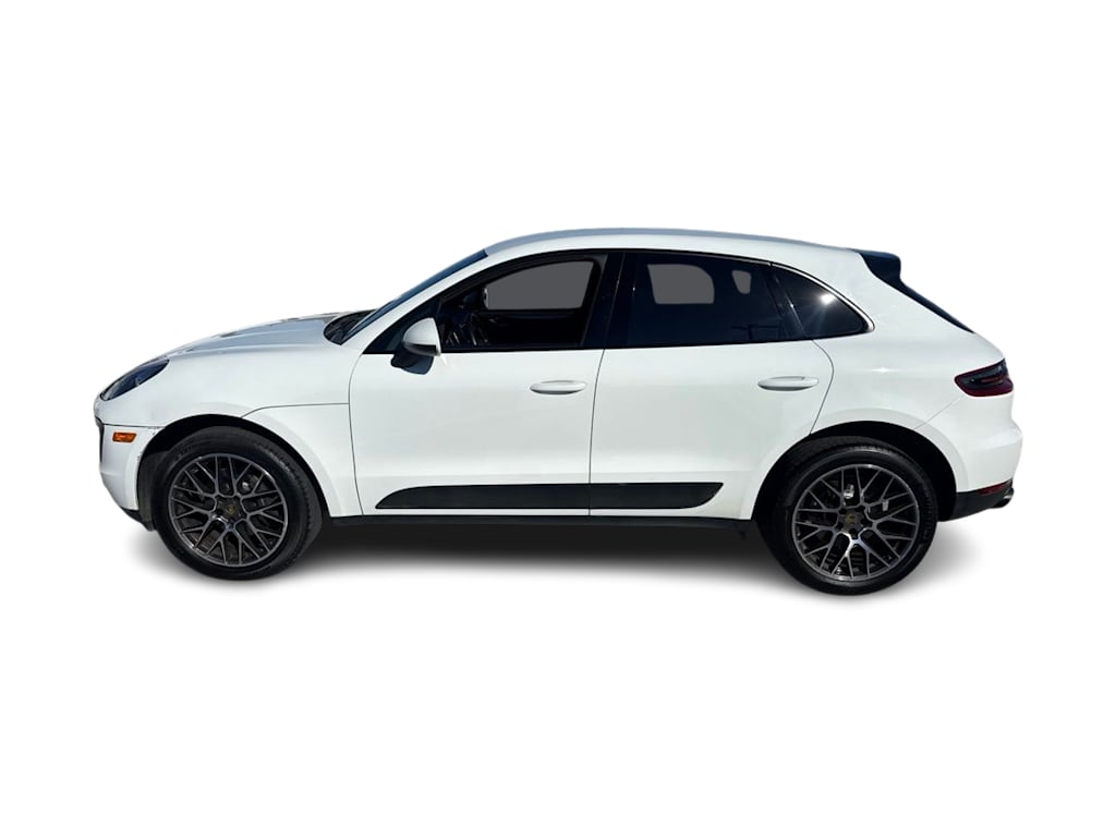 Thumbnail: 2018 Porsche Macan - 3