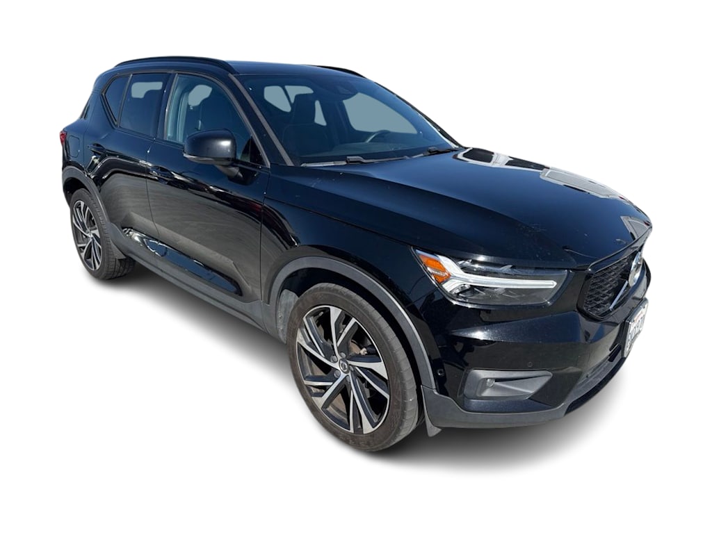 Thumbnail: 2019 Volvo XC40 - 14