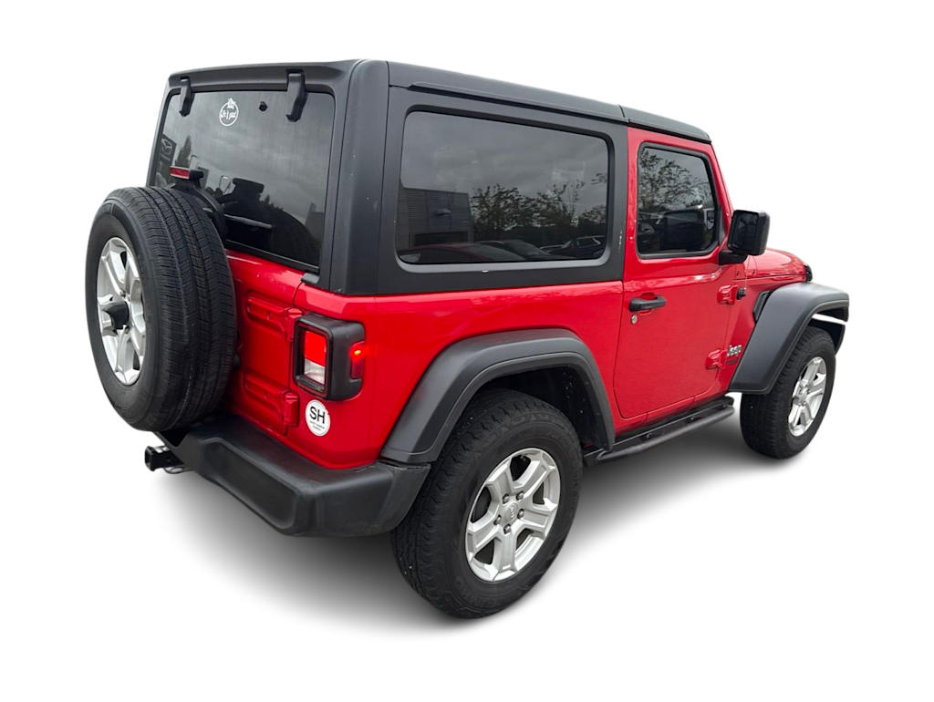 Thumbnail: 2019 Jeep Wrangler - 17