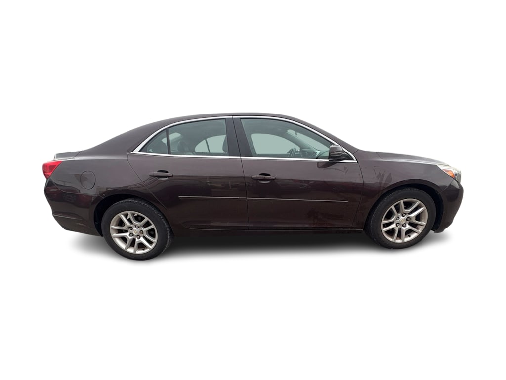 Thumbnail: 2015 Chevrolet Malibu - 14