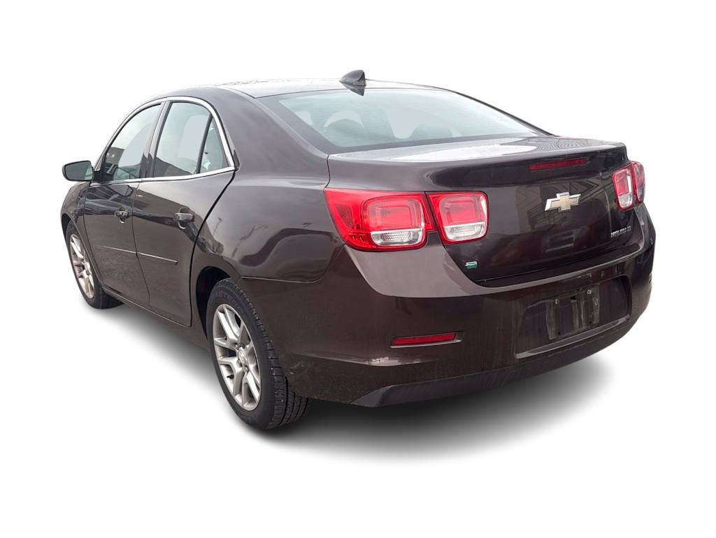 Thumbnail: 2015 Chevrolet Malibu - 4