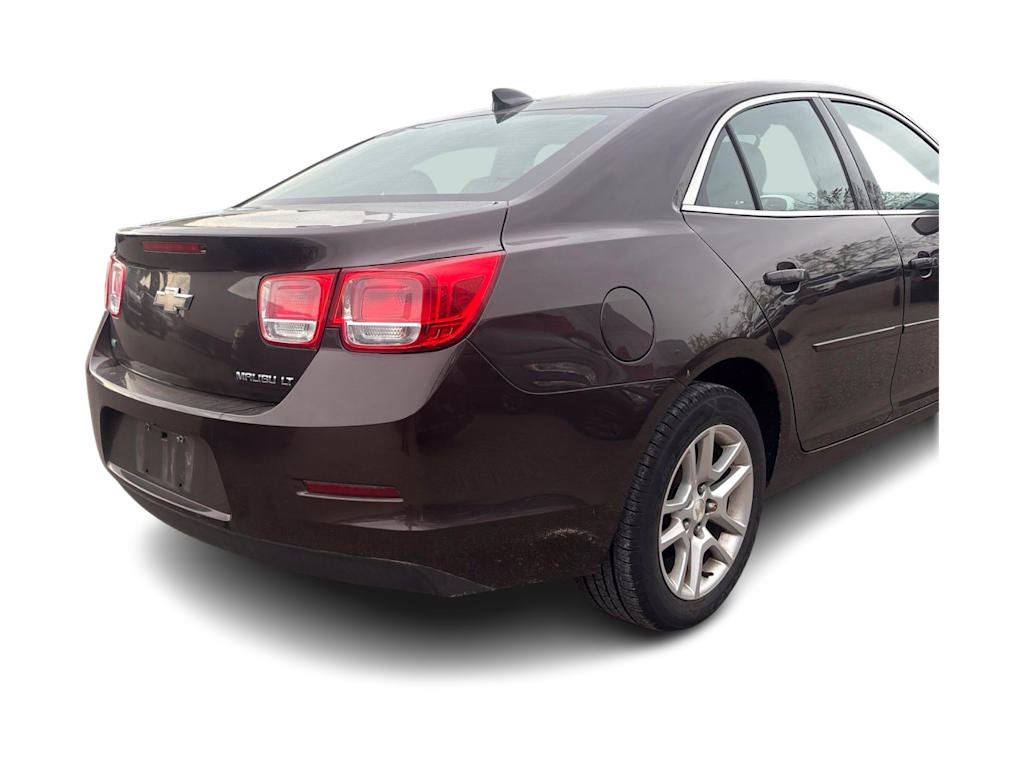 Thumbnail: 2015 Chevrolet Malibu - 15