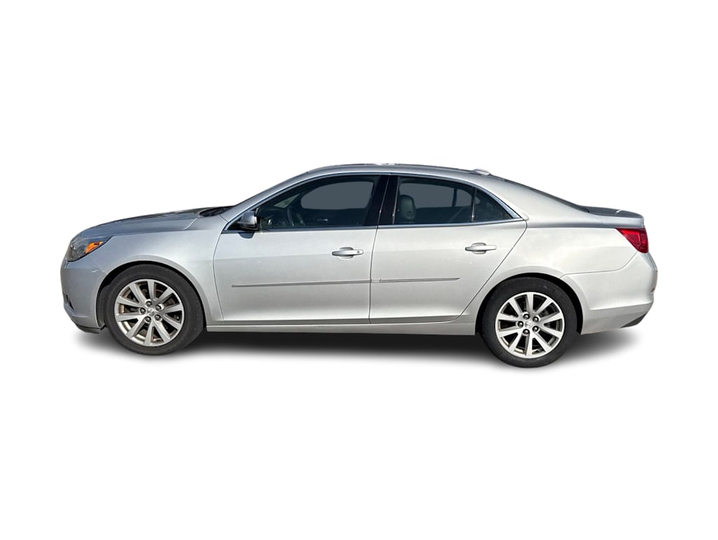 Thumbnail: 2014 Chevrolet Malibu - 3